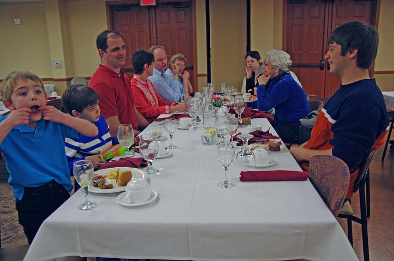 2010-04-04 Easter Brunch 01.jpg